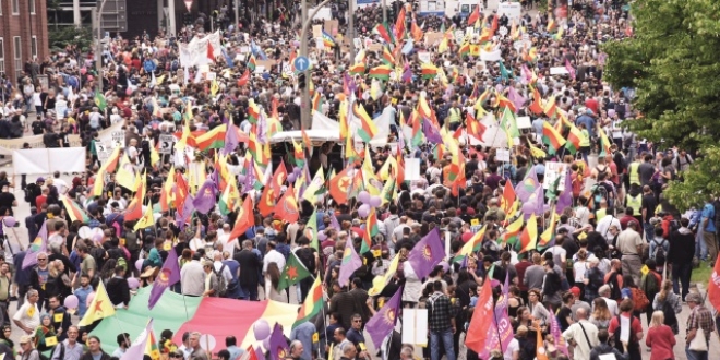 Almanya terör festivaline onay verdi
