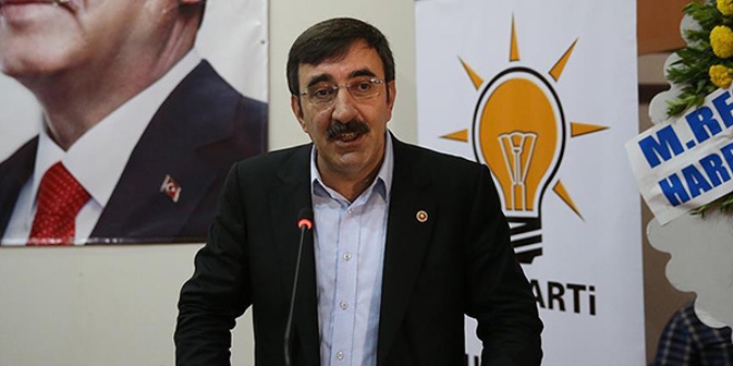 'Birliğimizi sağlamazsak, başkaları gelir bizi karıştırır'