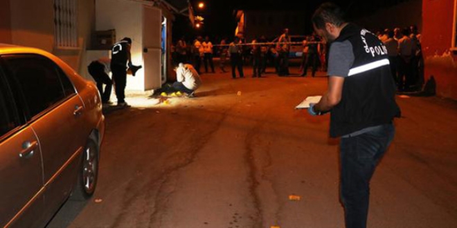 Sokak ortas�nda kur�un ya�d�rd�: 1 �l�