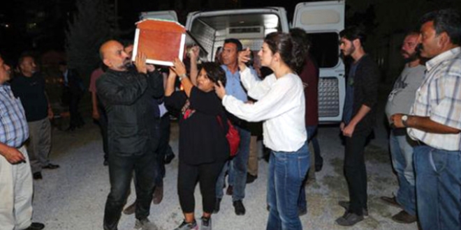 Anne Tuğluk'un cenazesindeki olaylara ilişkin 3 kişi tutuklandı