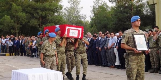 Şehit Uzman Çavuş Arıkan'ın naaşı Denizli'ye getirildi