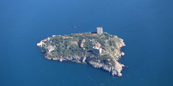 Yass�ada'da iskele r�tar�