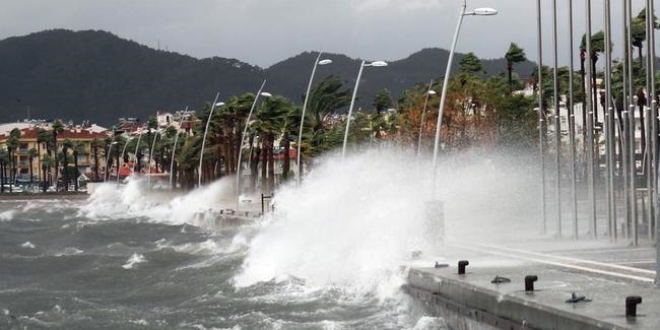Meteoroloji'den Akdeniz bölgesi için fırtına uyarısı