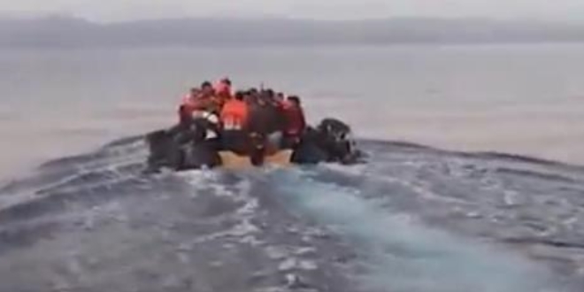 Kocaeli'de göçmenleri taşıyan tekne battı: 5 kişi öldü