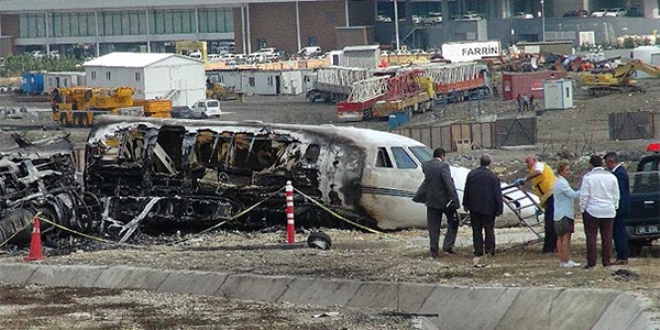 Düşen uçağın pilotu o anları anlattı