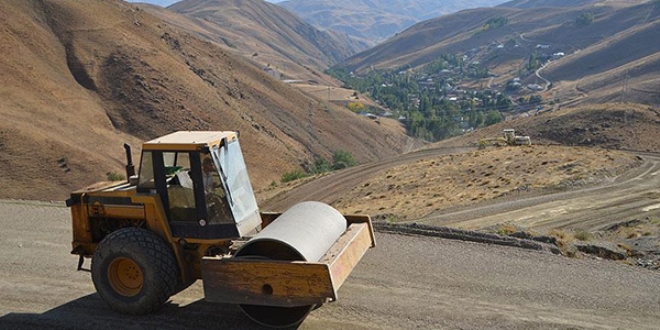 Hakkari'de köylerin çehresi değişiyor
