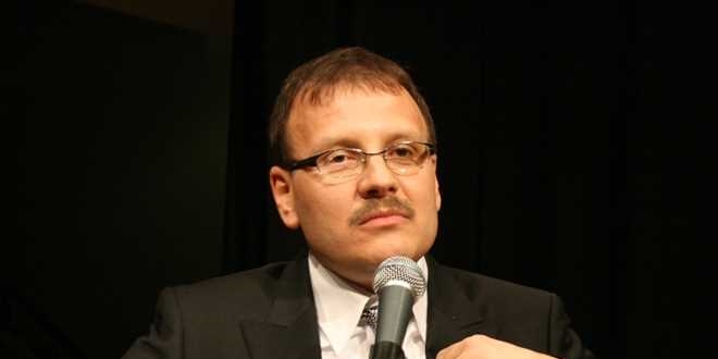 �avu�o�lu: Birileri vars�n ��ld�rs�n, hepsini yapaca��z