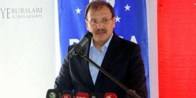 'G�z�m�z�n i�ine baka baka yapmalar�n� affetmeyiz'