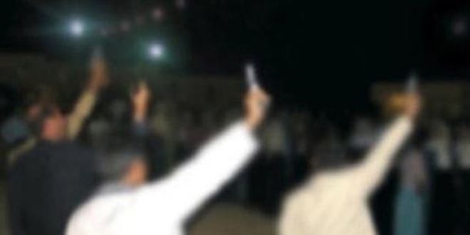 Düğünde klarnet çalarken mermi isabet etti