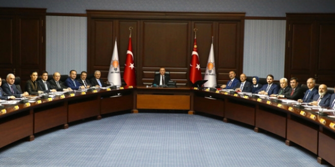 AK Parti MKYK toplantısı başladı