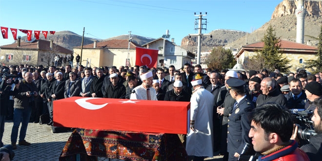 Diyarbakır şehidini uğurladı