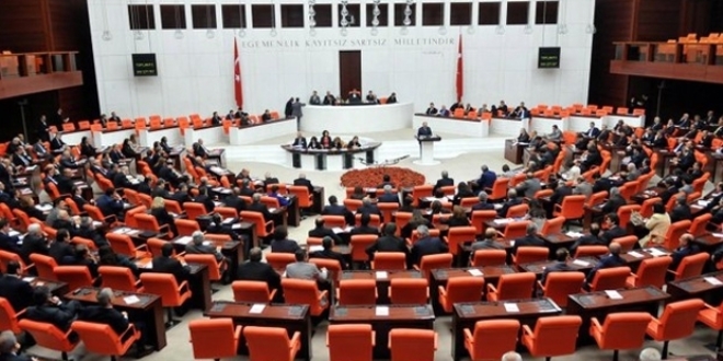 Vergi düzenlemelerini içeren torba yasa Meclis'e sunuldu