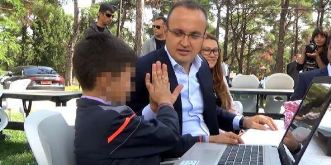 Turan: Okuldaki idarecimiz hukuken bedelini ödeyecek