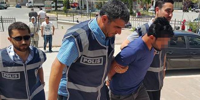 12 bin lirasını alan dolandırıcıyı 12 lirayla yakalattı