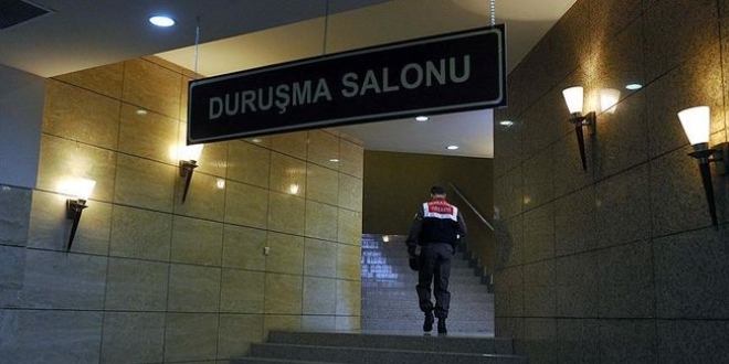 Erzurum'da 3 polise 'FET'den 6 yl 3'er ay hapis