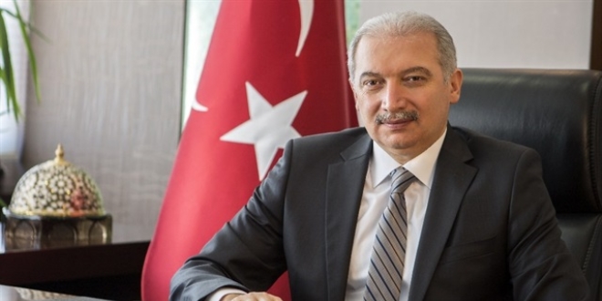İBB'nin yeni başkanı Mevlüt Uysal görevi devraldı
