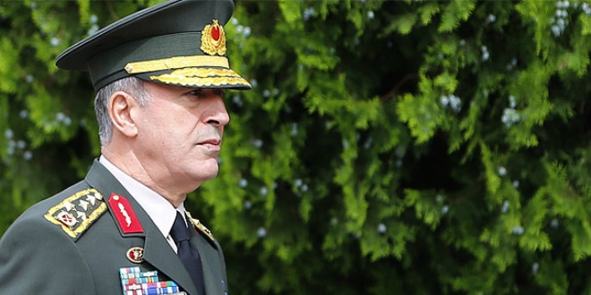 Genelkurmay Başkanı Orgeneral Akar, Somali'ye gitti
