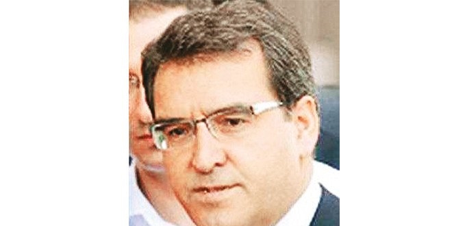 Bilgisayarı kırmak telekulakçı savcıyı kurtaramadı