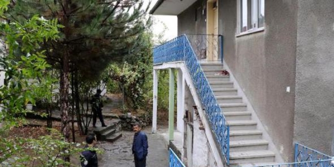 Balkondan d��en 1.5 ya��ndaki �ocuk yaraland�