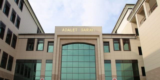 Yetim öğrencilere bağış yaparak yargılanmaktan kurtuldu