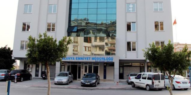 Kadını darbettiği öne sürülen 2 polis açığa alındı