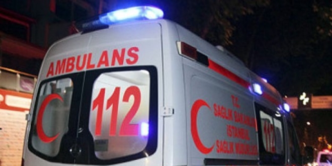 Kad�k�y'de kamyonun �arpt��� kad�n �ld�