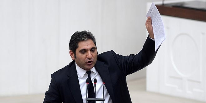 'İşsizliği çözemiyor, Memura yüzde 3 zam veriyorsunuz'