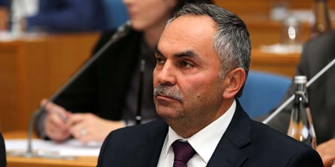 Düzce'nin yeni Belediye Başkanı Dursun Ay oldu