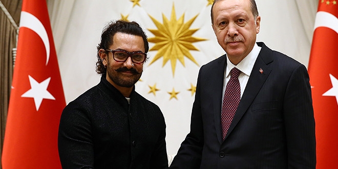 Erdoğan, Hindistanlı oyuncu Khan'ı kabul etti