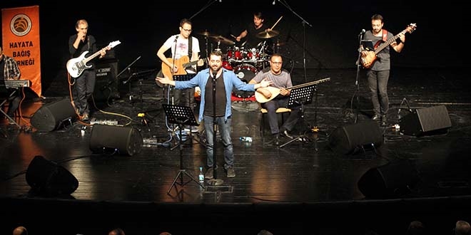 Doktorlar 'organ bağışına' dikkat çekmek için konser verdi
