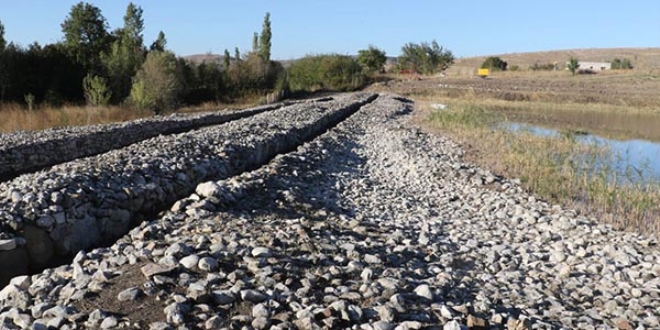 ��te d�nyan�n �al��an en eski baraj�!