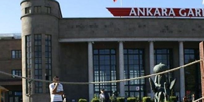 Ankara Garı saldırısında hayatını kaybedenler anıldı