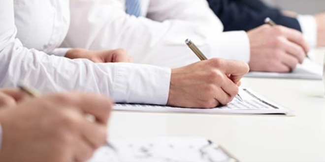 Bakanlıkta çalışan 41 bilirkişi sertifikalarını aldı