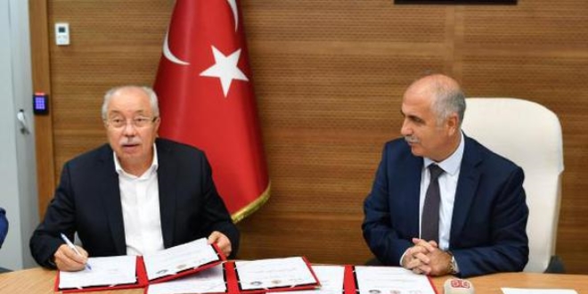 OSB'den meslek lisesi öğrencilerine eğitim desteği