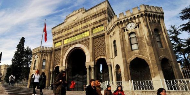 İstanbul Üniversitesi'nde not skandalı