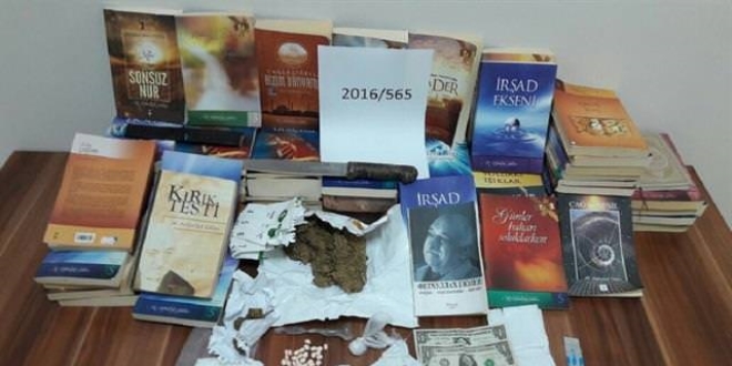 Uyuşturucu sakladıkları yerde FETÖ yayınları ele geçirildi
