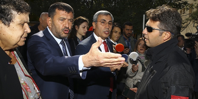 CHP'den a�l�k grevindeki G�lmen'e ziyaret