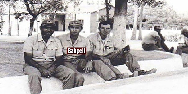 Devlet Bahçeli'nin albümünden 43 yıllık askerlik hatırası