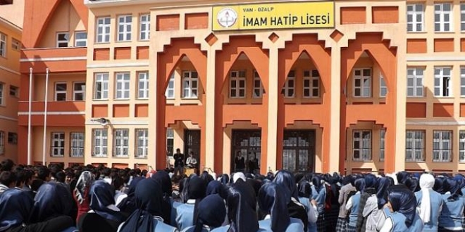YKS düzenlemesinden en çok imam hatipler etkilenecek
