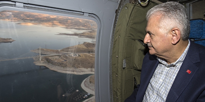 Yıldırım, Ağın Köprüsü'nü havadan inceledi