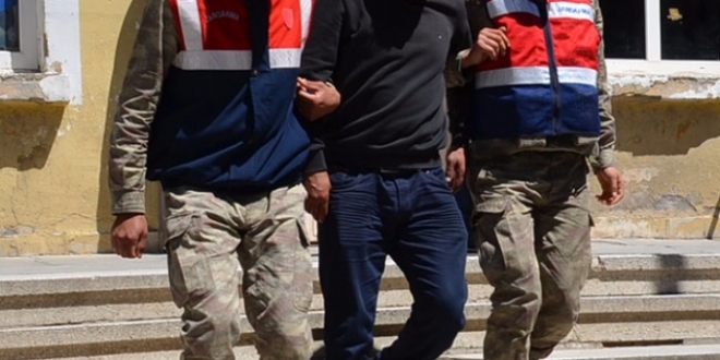 Terör örgütü PKK/PYD üyesi 2 kişi yakalandı