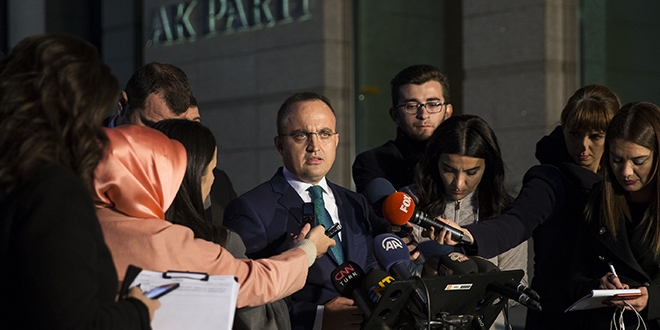 Başkanların istifasıyla ilgili AK Parti'den açıklama geldi