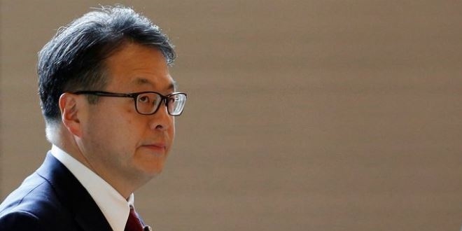 Japon bakan iki ayl�k maa��n� iade ediyor