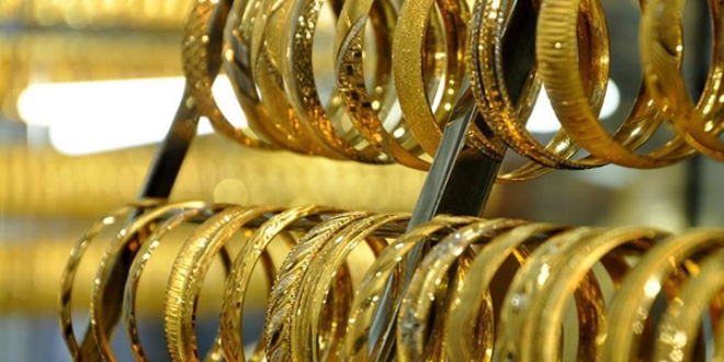 Yastık altından 2,5 ton altın çıktı