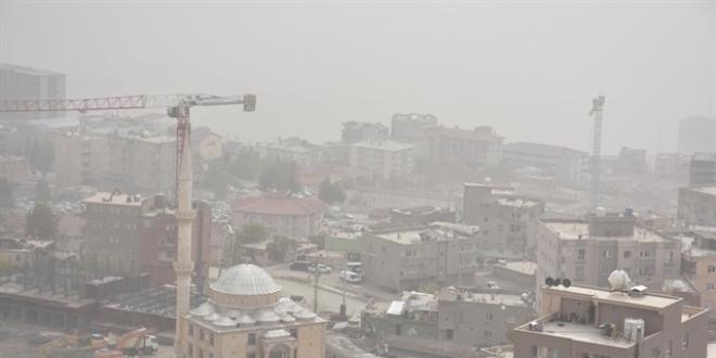 rnak'ta toz bulutu etkili oldu