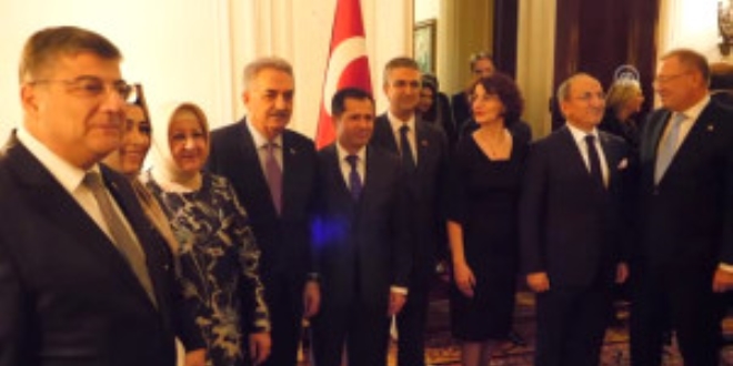 T�rkiye-�ngiltere Parlamentolar Aras� Dostluk Grubunun Londra temaslar�