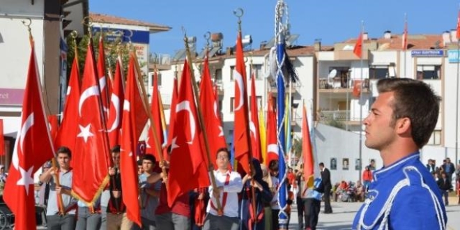 Avrupa'da Cumhuriyet Bayram� kutlamalar� yap�ld�