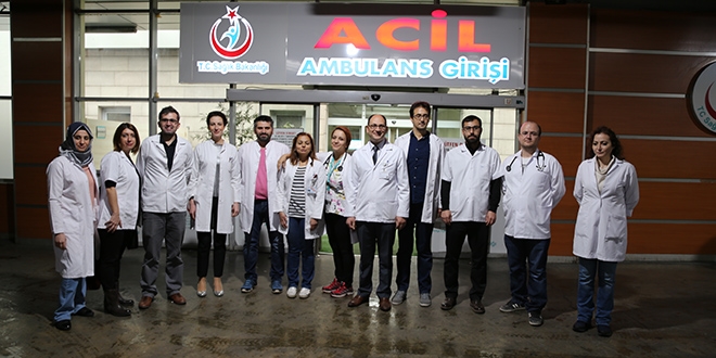 Acil Servis'ten Doğu'ya şifa dağıtıyorlar