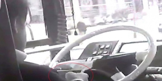 Yolcusunu otobüsten zorla indirmek isteyen şoföre ceza