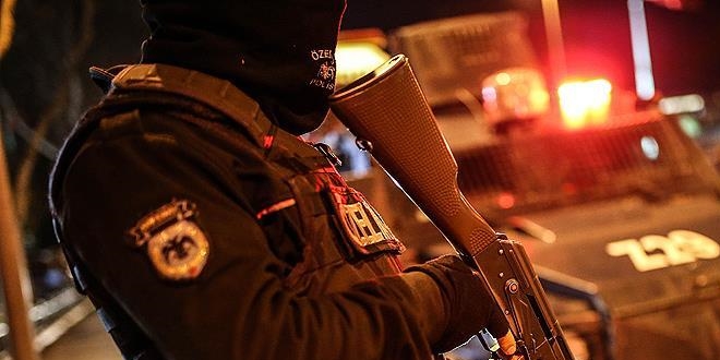 Hakkari'de şüphelinin üzerinden krokiler çıktı